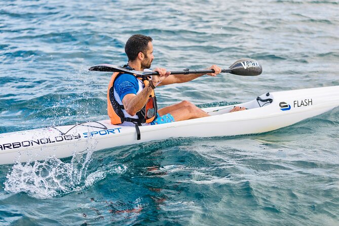 2 Hours of Canoeing in the Sea in Las Palmas de Gran Canaria - A friendly instructor can make the lesson work