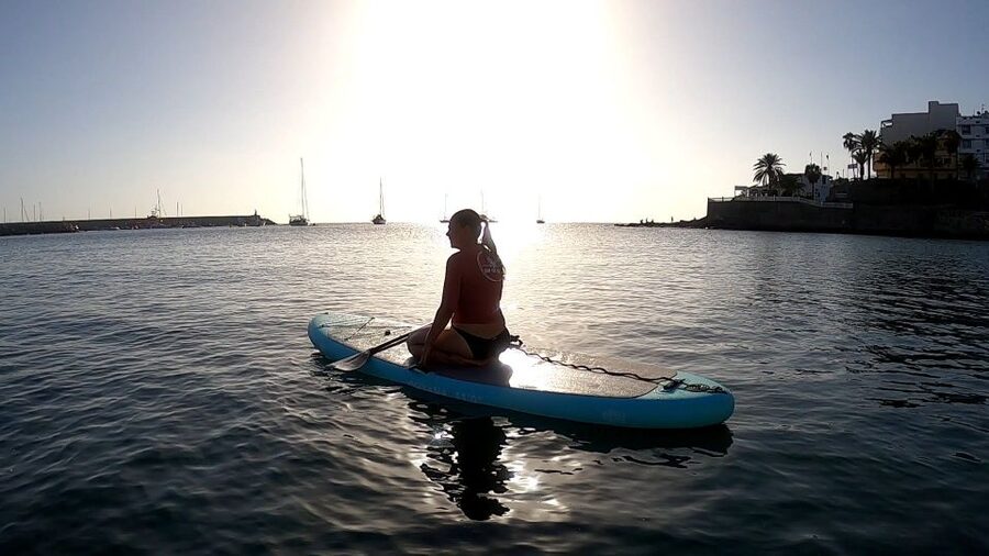 2h Sunset Paddle Board Session in Gran Canaria - The sunset and possible marine life