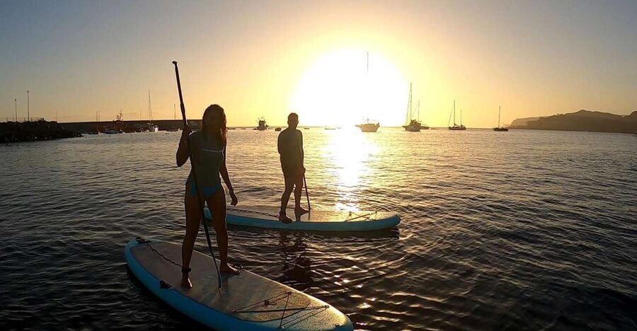 2h Sunset Paddle Board Session in Gran Canaria - Meeting the guide and getting started on the beach