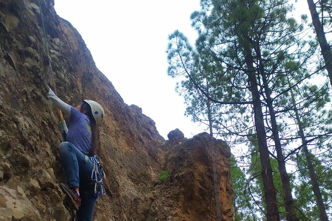 3-Hour Sunset Climbing Adventure Experience - Climbing into Gran Canaria’s mountain evening