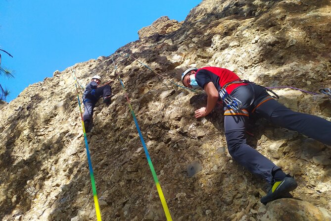 3-Hour Sunset Climbing Adventure Experience - Your first climb: technique before strength