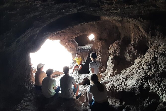Barranco de las Vacas, caves & village by Sky Rebels local guides - What the guides add to the morning