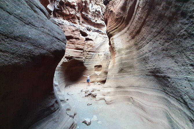 Barranco de las Vacas, caves & village by Sky Rebels local guides - Who will enjoy this half-day route?