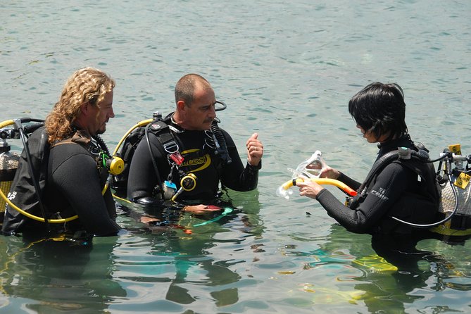 Beginners Scuba Diving Experience in Gran Canaria - Heading out to the reef