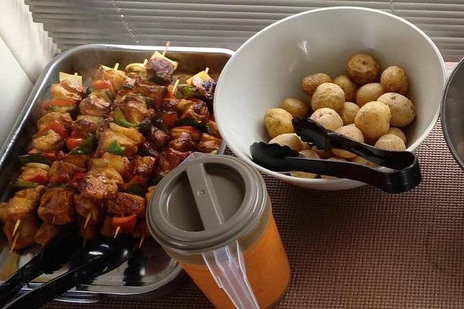 Boat Trip 4 Hours - Private Charter ("KEEPER UNO" Boat) - Simple lunch with drinks on the boat