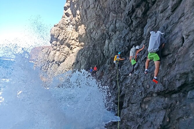 Coasteering Gran Canaria: The Atlantic Mountains Adventure Route - From El Turman to an ancient cave
