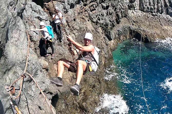 Coasteering Gran Canaria: The Atlantic Mountains Adventure Route - What Pablo adds to the day