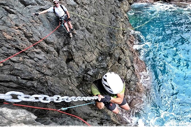 Coasteering Gran Canaria: The Atlantic Mountains Adventure Route - Rappelling down the Atlantic cliff