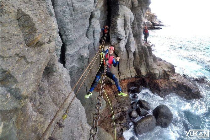 Coastering in Gran Canaria (Aquatic Route in the ocean cliffs) - Bridges, climbing, and the via ferrata