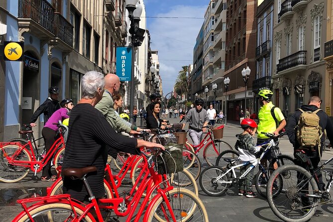 Discover Las Palmas City by Bike in 4 hours - Las Canteras adds sea air and open space