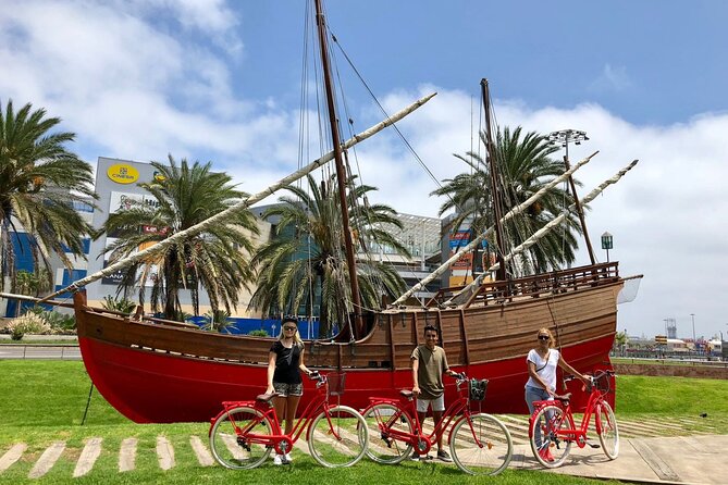 Discover Las Palmas City by Bike in 4 hours - Mercado de Vegueta brings the local flavor