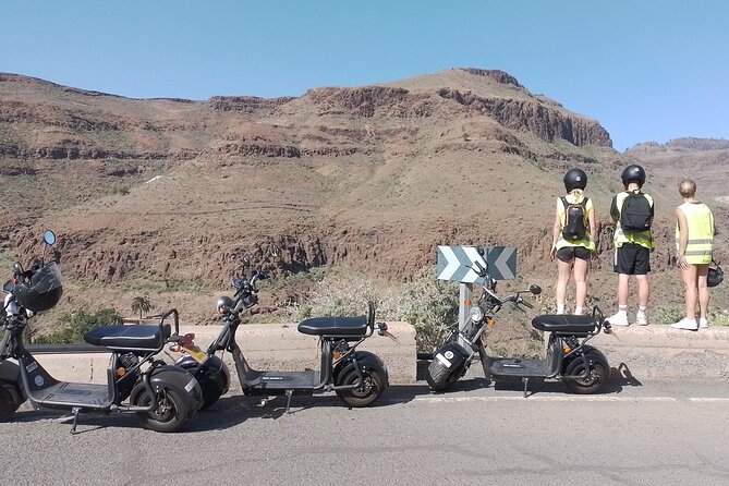 e-Scooter or e-Bike Maspalomas Tour+Visit Western Town Sioux City - Riding an e-scooter or choosing an e-bike