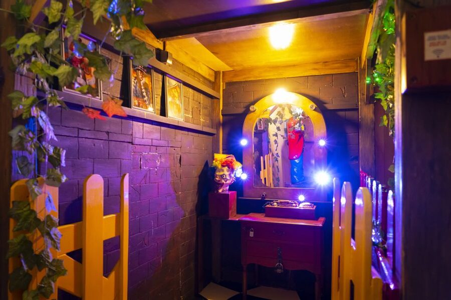 Escape room "The gratest show on earth" at Holidayworld - How the experience fits into a Holidayworld day