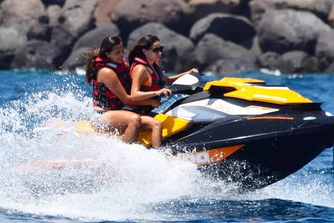Experience the Thrill of Jet Skiing in Anfi del Mar - GoPro rules and the limits of the ride