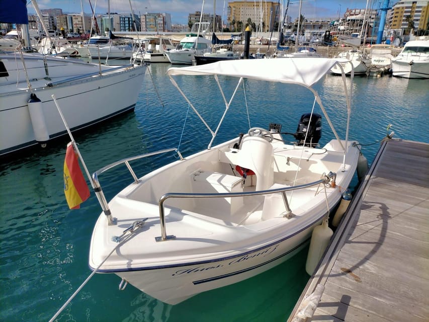From las Palmas : Day sailing experience along the coast - Seeing Las Palmas from the water