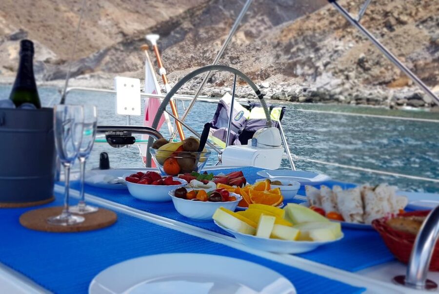 From Puerto de Mogán: Sailboat Trip with Food and Drinks - Who will enjoy it most