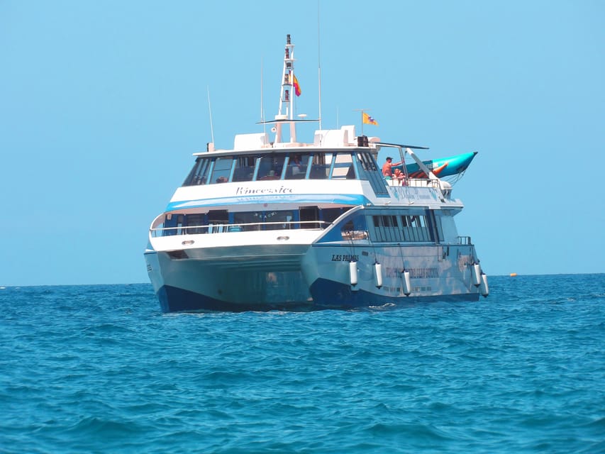 From Puerto Rico: Boat trip along the coast w/ Food & Drinks - Optional cave trips, jet skis, and parasailing
