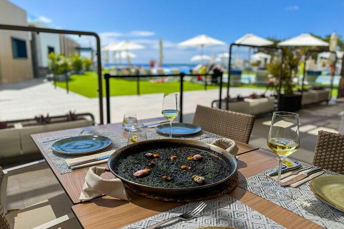 Full Day Ticket at Perchel Beach Club with Lunch - The infinity pool and solarium