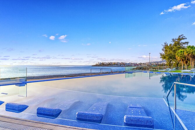 Full Day Ticket at Perchel Beach Club with Lunch - Lunch, loungers, and the pace of service