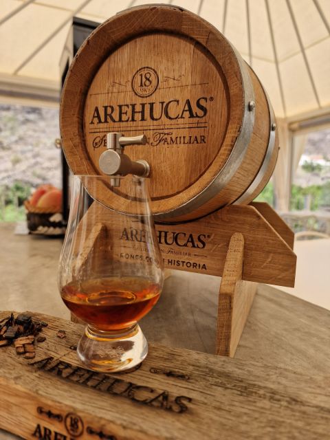 Gran Canaria: canarian rum & local cheese tasting tour - Views, water, stone, and a rural setting