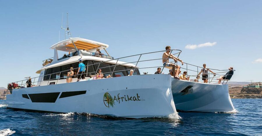 Gran Canaria: Fun Catamaran Cruise with Food and Drinks - Choosing the paid water activities