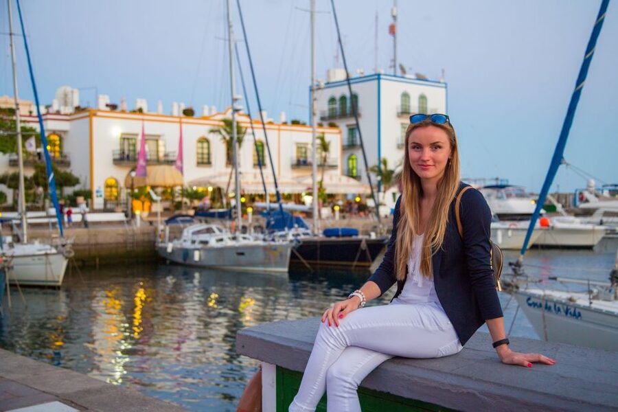 Gran Canaria: Puerto de Mogán Local Market Day Trip - Lunch, swimming, and choosing your own pace