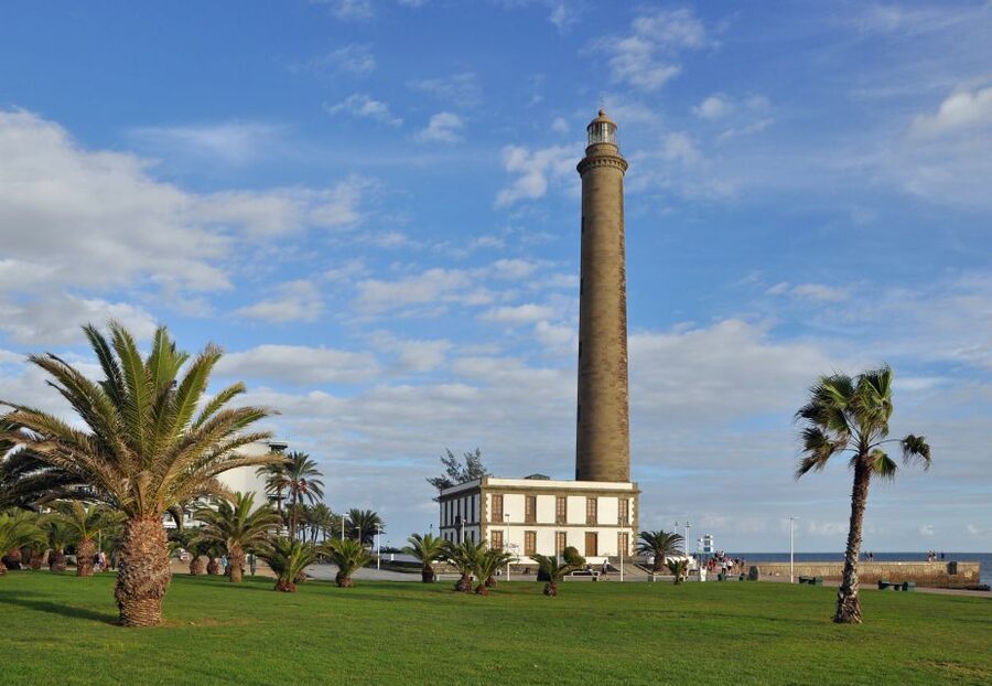 Gran Canaria: Rent Electric Scooter Kick Start - Maspalomas dunes, lagoon, and lighthouse