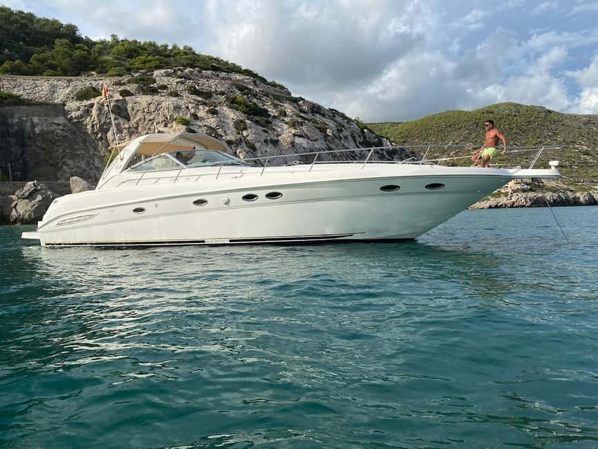 Gran Canaria: Shared yacht excursion with beverages, lunch and snorkeling - Perchel cove, swimming, and snorkeling