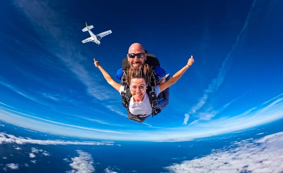 Gran Canaria : Skydiving over Maspalomas Dunes - The 20 to 25 minute flight over Maspalomas