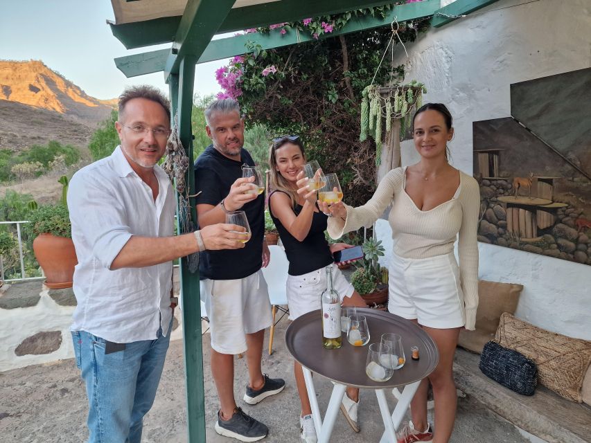 Gran Canaria: Spanish Tapas and Wine Tasting Tour in Mogan - Spanish wine, Canary Island bottles, and Vermut Lolito