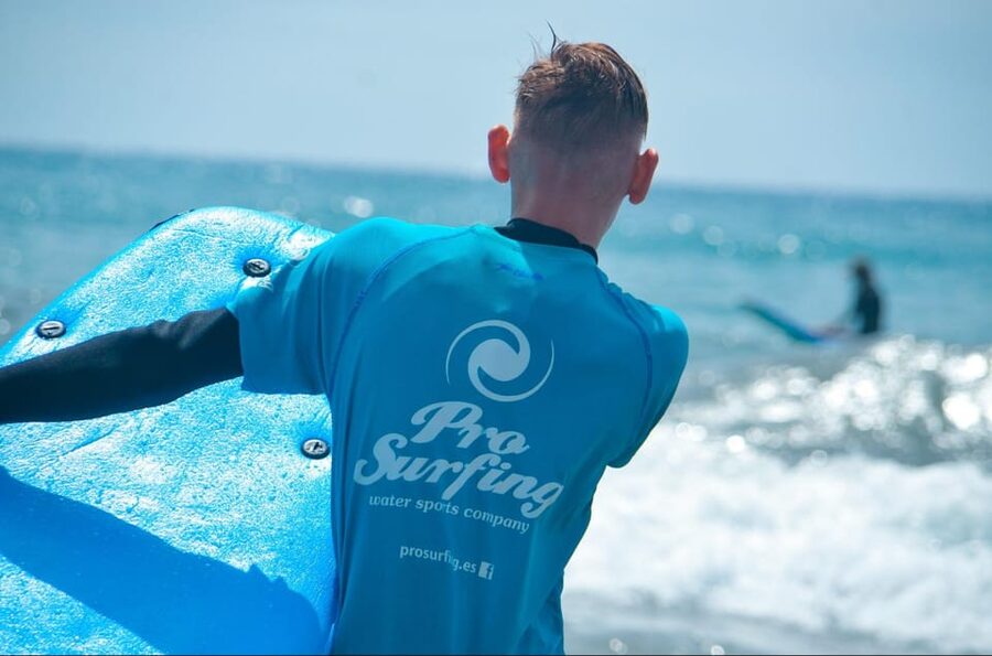 Las Palmas: Learn to Surf with a Special Price for Two Group - Choosing the beach for the day