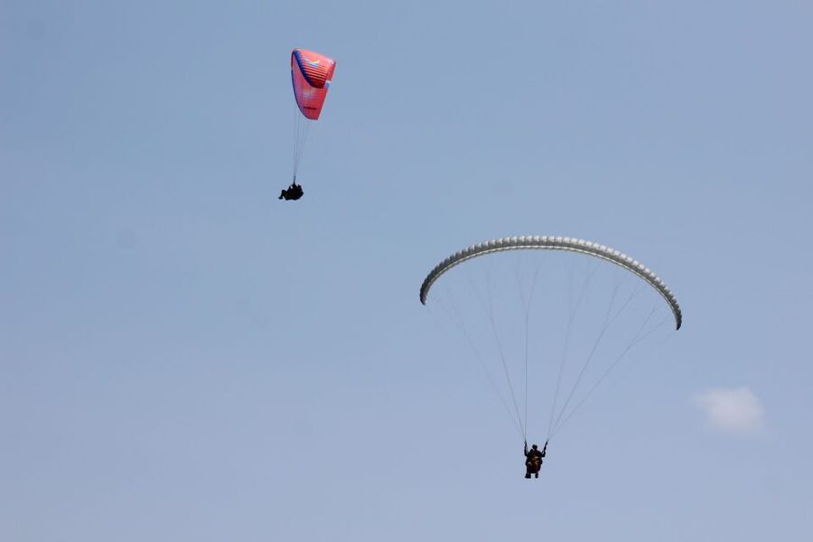 Las Palmas: tandem paragliding flights for everyone - From the Alfredo Kraus Auditorium to Ladera Alta