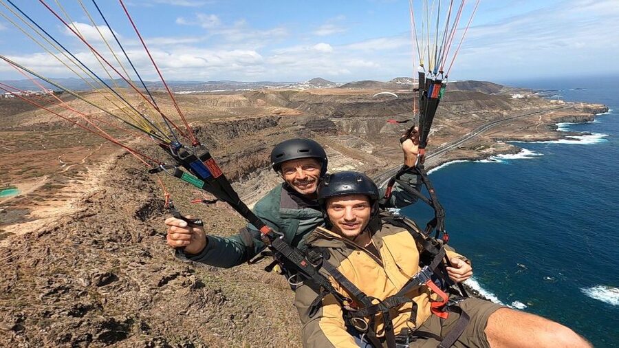 Las Palmas: tandem paragliding flights for everyone - Take-off: a short run, not a dramatic leap