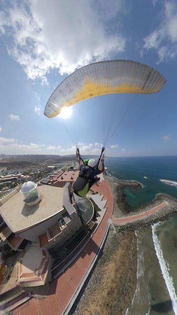 Las Palmas: tandem paragliding flights for everyone - What the $177 price includes