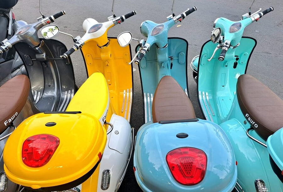 Maspalomas and Las Palmas: electric vintage scooter for rent - The real value of the €77 starting price