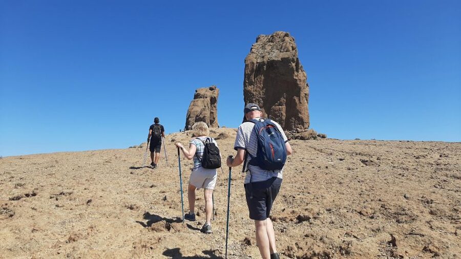Maspalomas: Hiking to Roque Nublo with 2 authorised guides - What makes this Roque Nublo trip worth considering