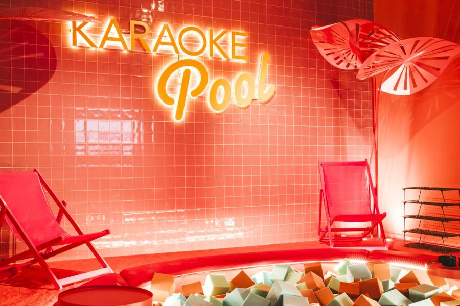 Maspalomas: Holiday World Themed Karaoke Room Rental - FAQ