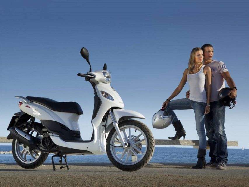 Maspalomas: Rent a 125 cc Scooter 2 seater in Gran Canaria - Puerto de Mogán, the farthest suggested stop