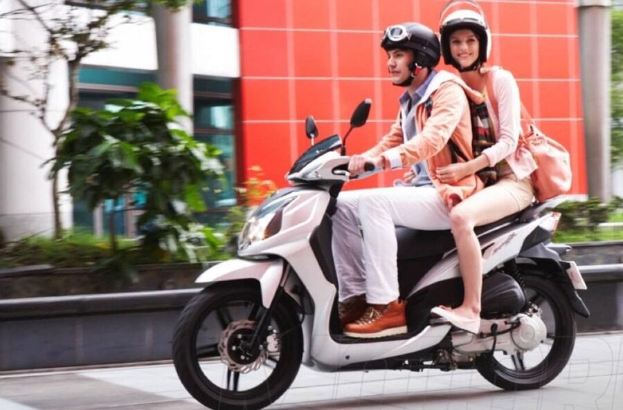 Maspalomas: Rent a 125 cc Scooter 2 seater in Gran Canaria - What the $63 price really means