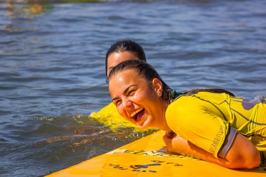Playa del Inglés Maspalomas: High Quality Surf Classes - Photos, refreshments, and the value of $68