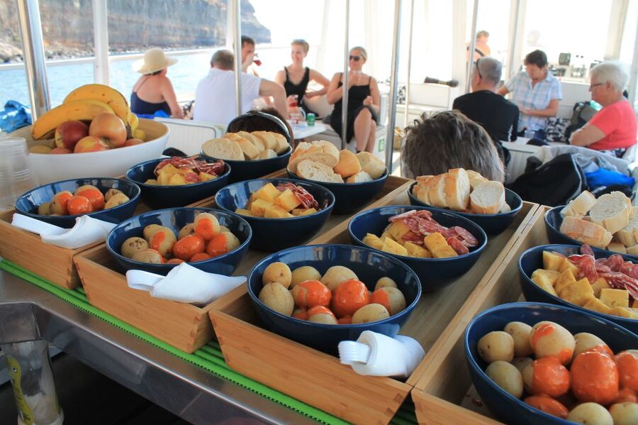 Puerto de Mogan: Boat and Snorkeling Trip - Should you book Yellow Boat Mogan?