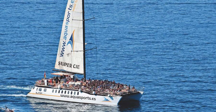 Puerto Rico : 2 hour Dolphin Catamaran Excursion - Two hours on the Atlantic
