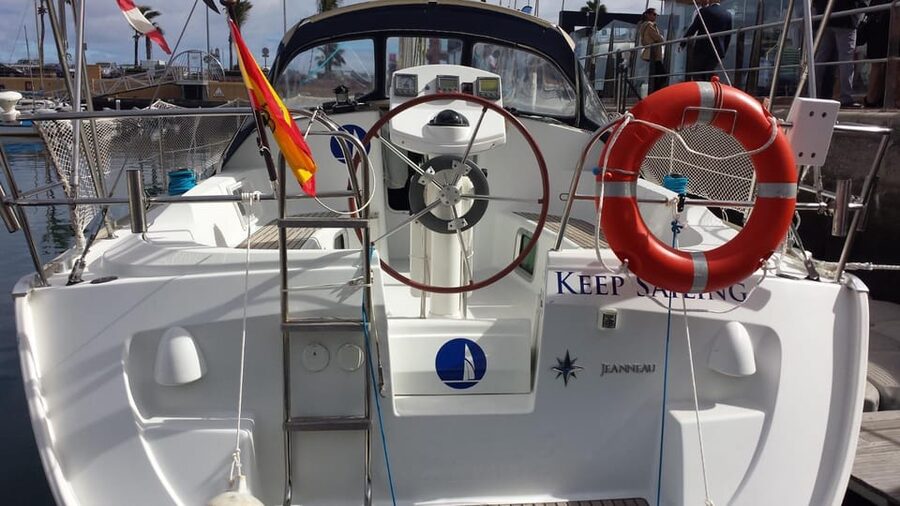 Puerto Rico: Sailing excursion with swim, drinks and tapas. - Tapas, drinks, and time on deck