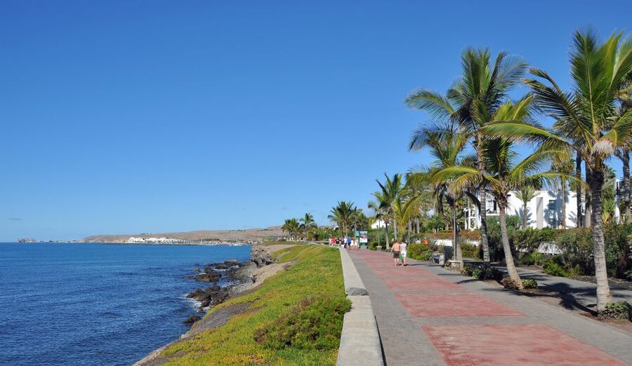 Rent a City Bike 18 gears from 9 hours to 7 days: Maspalomas - The old Maspalomas Lighthouse