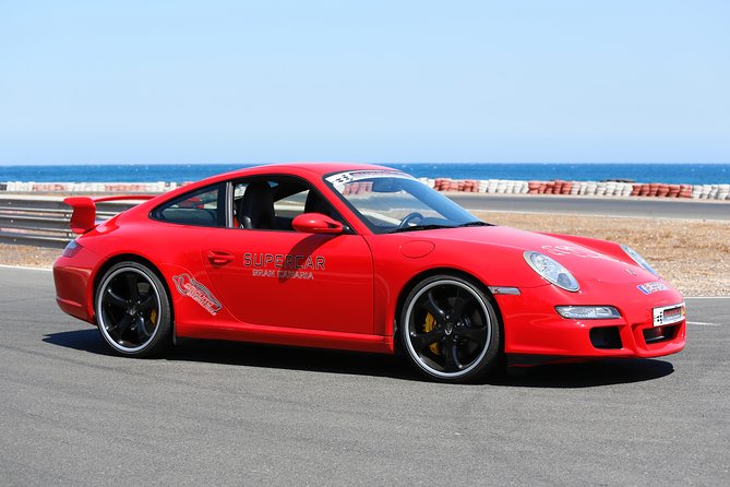 Supercar Experiences on the Circuit of Maspalomas - Choosing between a Mazda MX5 and a Ferrari