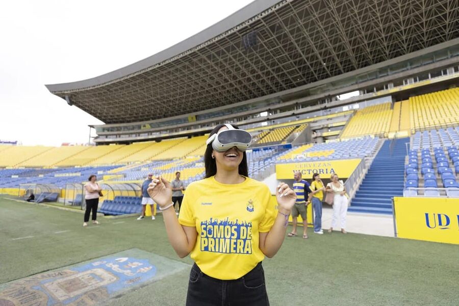 UD Las Palmas Gran Canaria Stadium Guided Tour - The Changing Rooms and Manager’s Seat