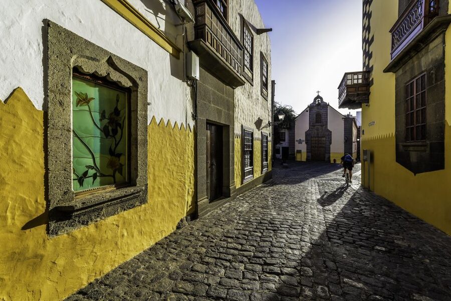 Walking tour Vegueta Old Town Las Palmas ( only in english) - Cobblestones, balconies, and the old Canarian style
